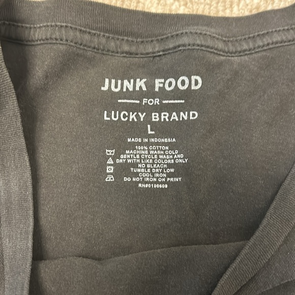 Junk Food for Lucky Beatles t shirt - Picture 4 of 4